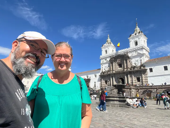 Quito: Centro Histórico, El Panecillo y Mitad del Mundo en tour privado