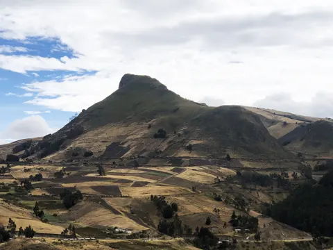 Mirador de la montaña con forma de gorila camino a Quilotoa